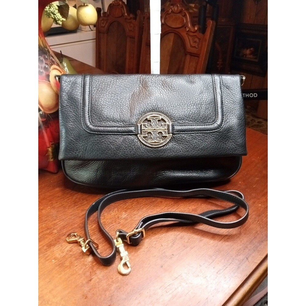 $435+ Auth Tory Burch Black Leather Amanda Foldover Crossbody Bag Beautiful